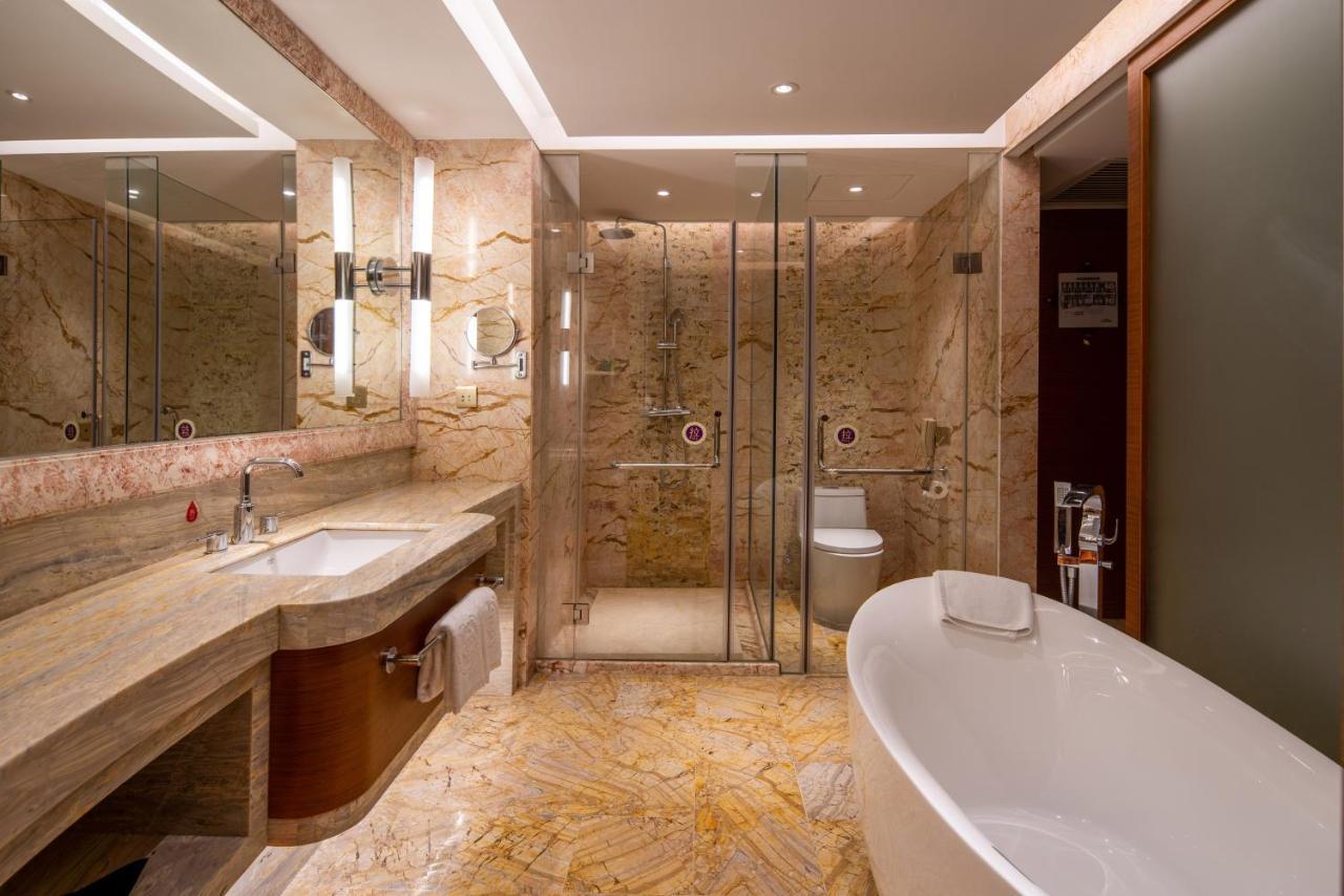 King Royal Hotel Yunfu Luaran gambar