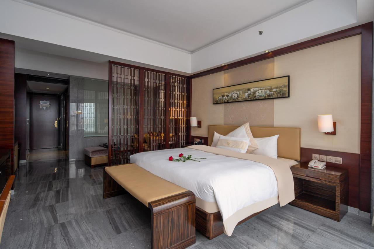 King Royal Hotel Yunfu Luaran gambar