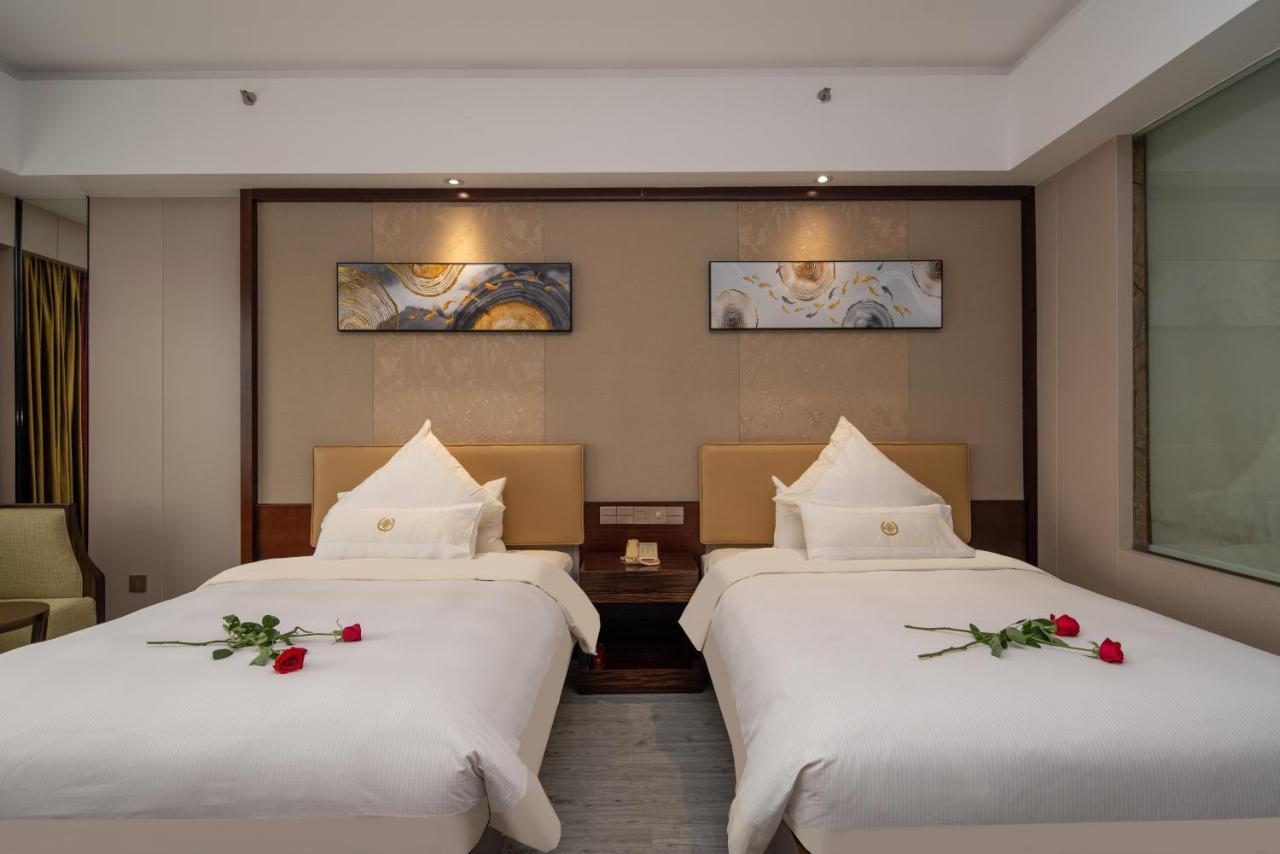 King Royal Hotel Yunfu Luaran gambar